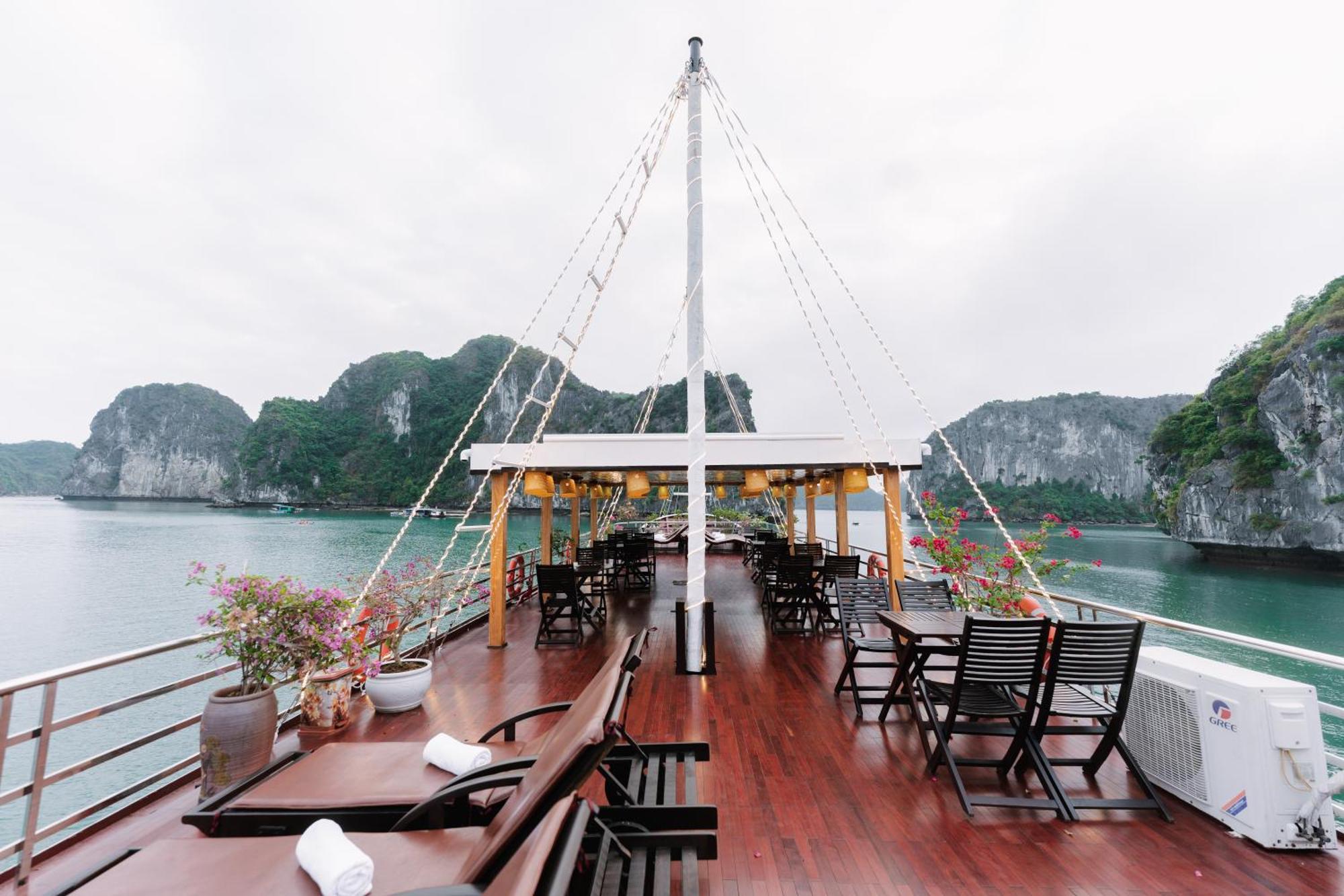 Daiichi Boutique Cruise Hotel Chan Chau Exterior photo
